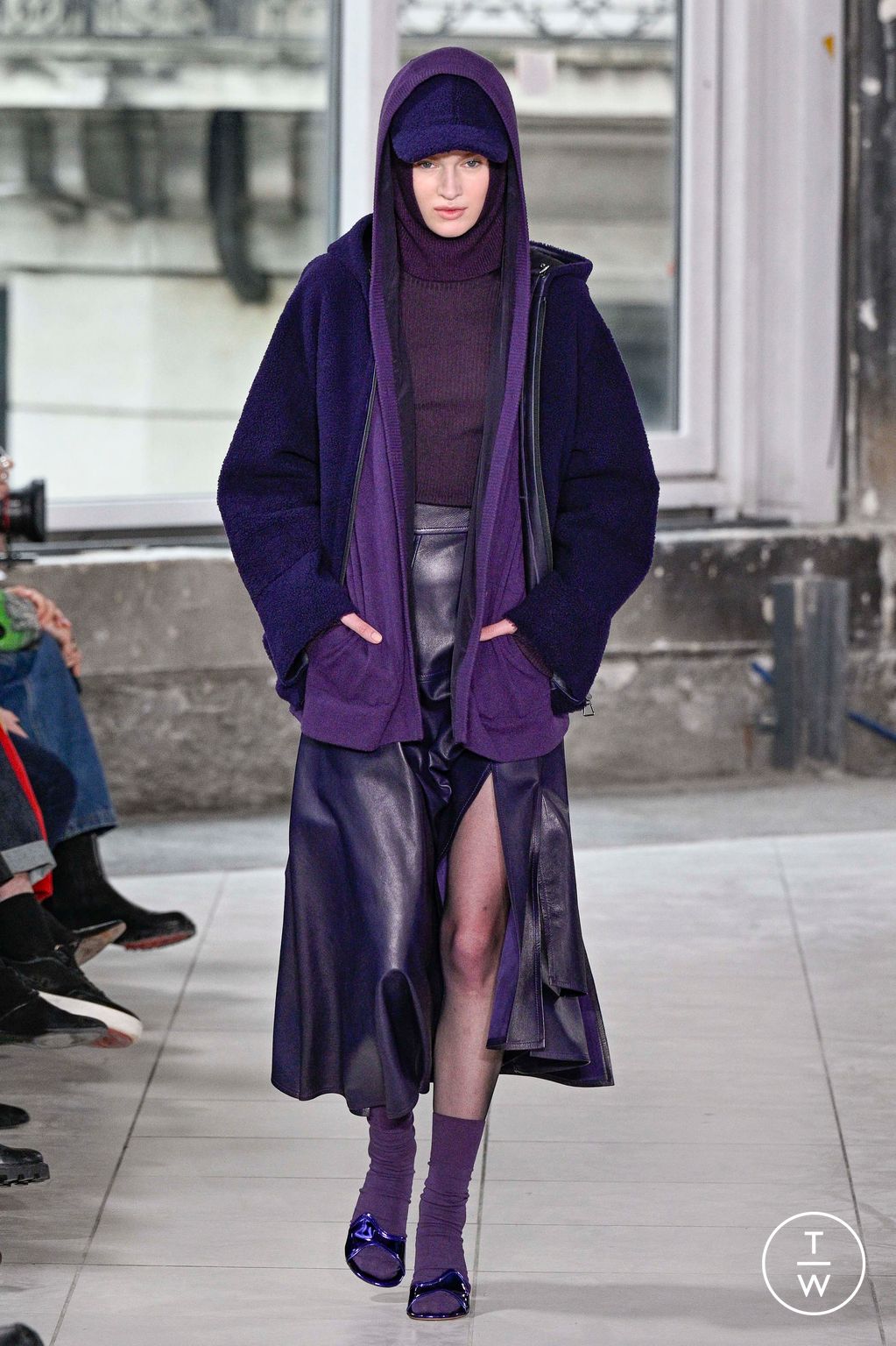 Fashion Week Paris Fall/Winter 2024 look 28 de la collection Akris womenswear