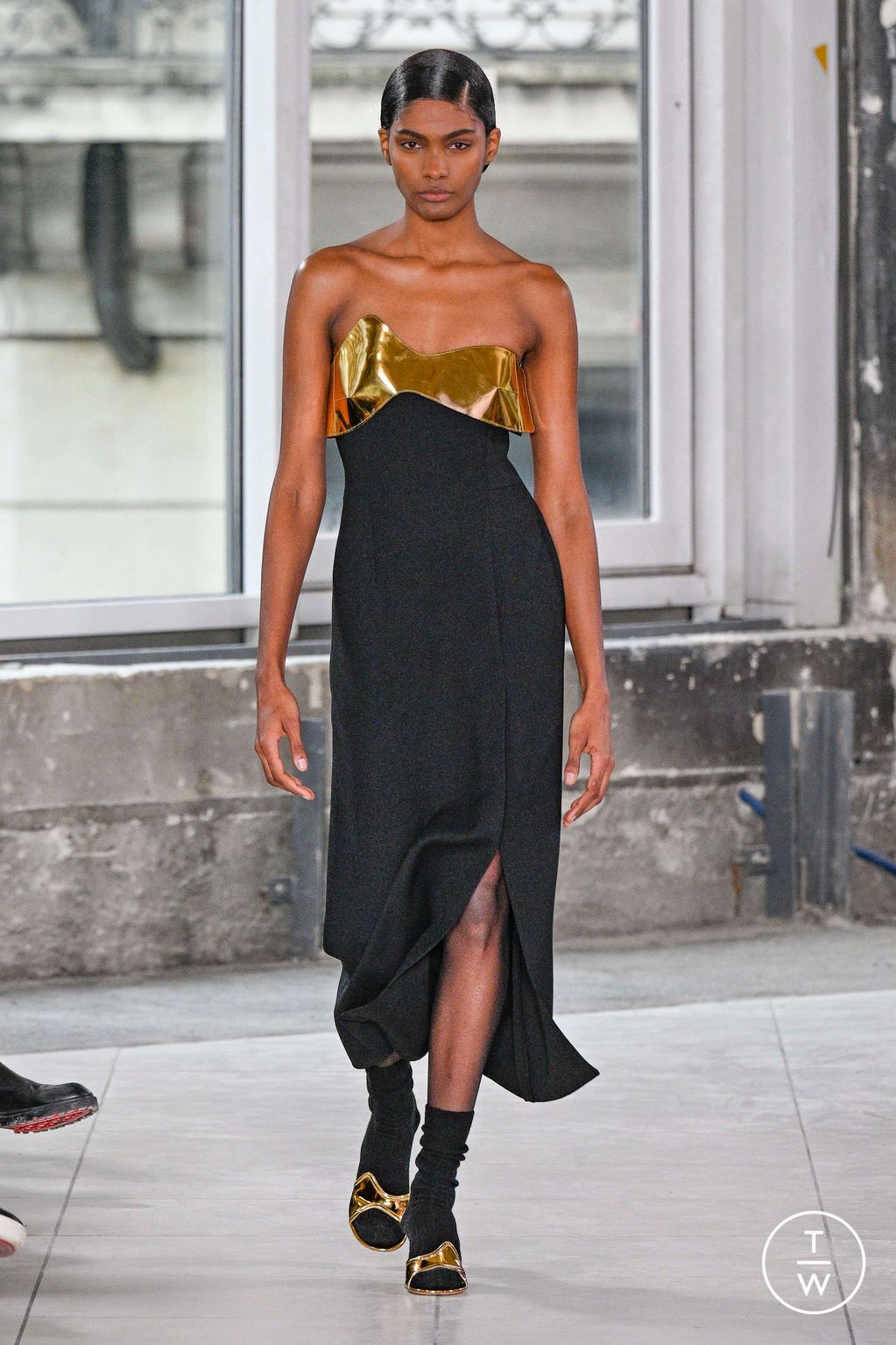 Fashion Week Paris Fall/Winter 2024 look 34 from the Akris collection womenswear