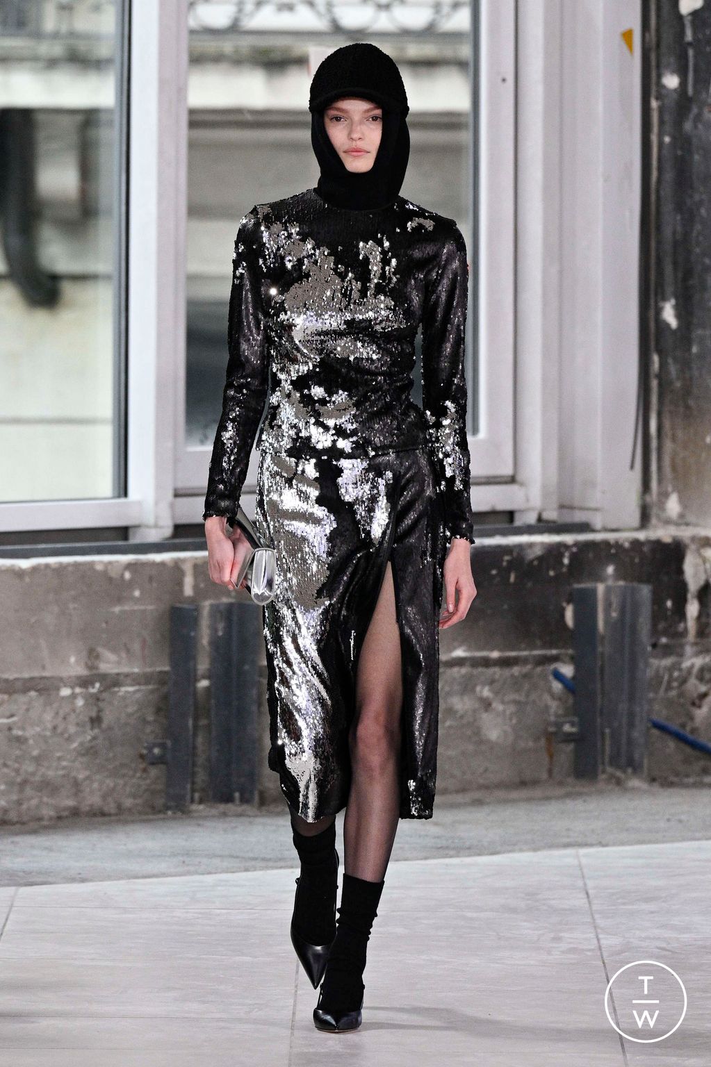 Fashion Week Paris Fall/Winter 2024 look 38 from the Akris collection womenswear