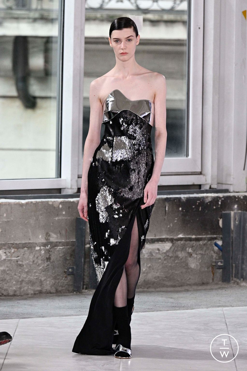 Fashion Week Paris Fall/Winter 2024 look 41 from the Akris collection 女装