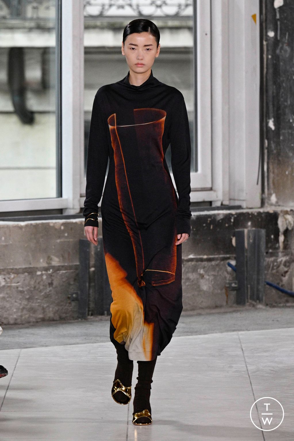 Fashion Week Paris Fall/Winter 2024 look 52 from the Akris collection womenswear