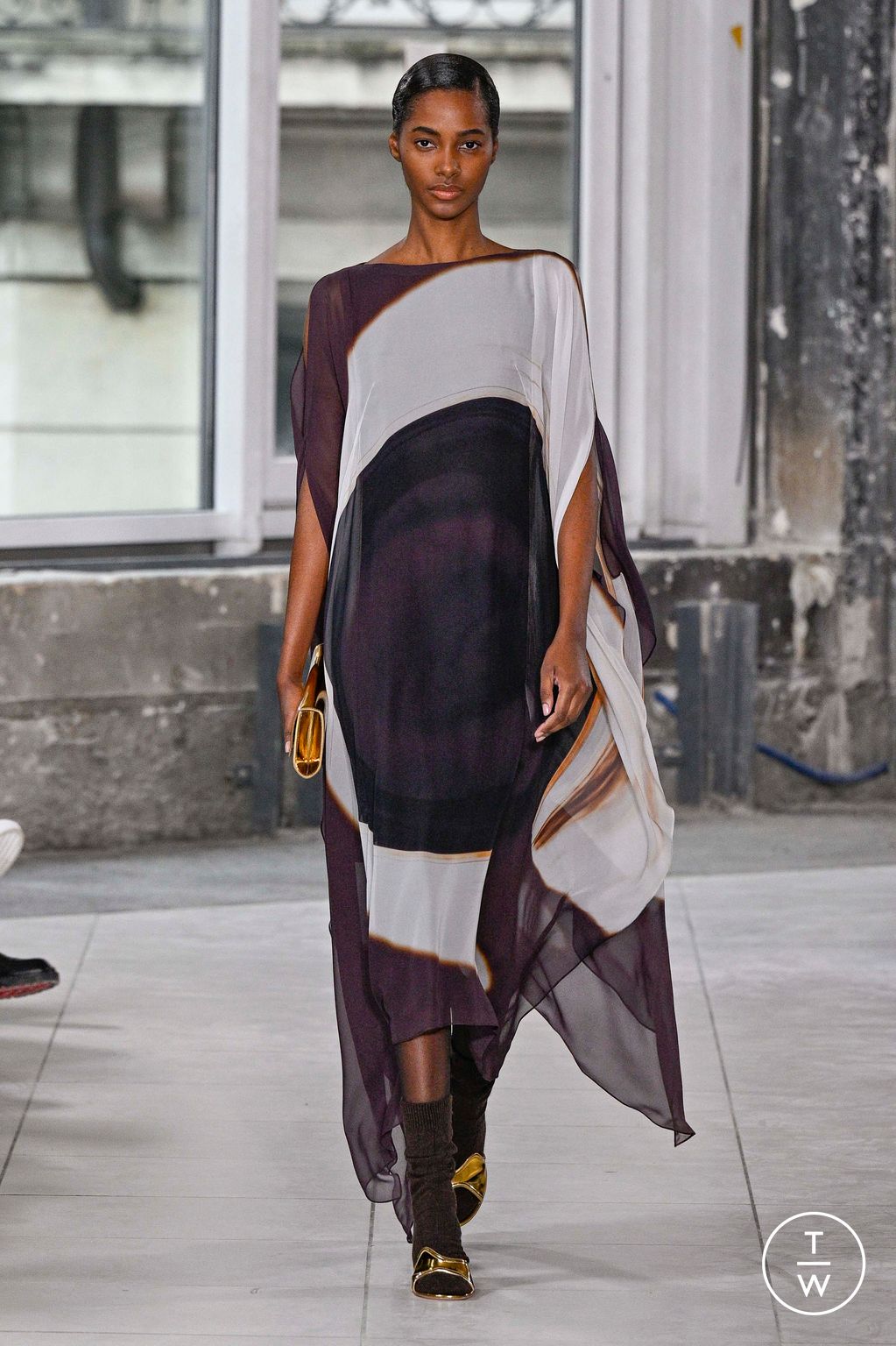 Fashion Week Paris Fall/Winter 2024 look 54 de la collection Akris womenswear