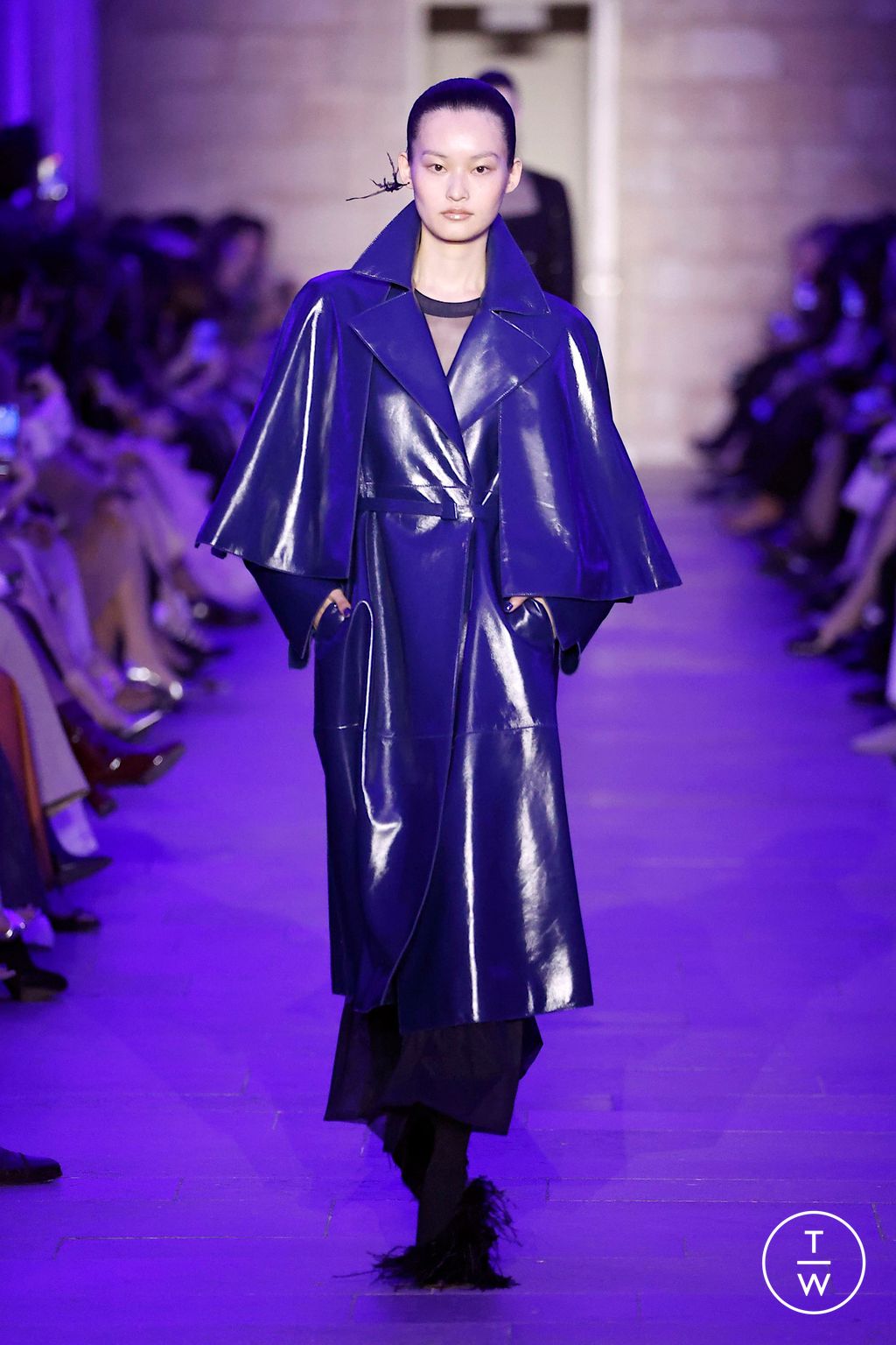 Fashion Week Paris Fall/Winter 2025 look 39 de la collection Akris womenswear