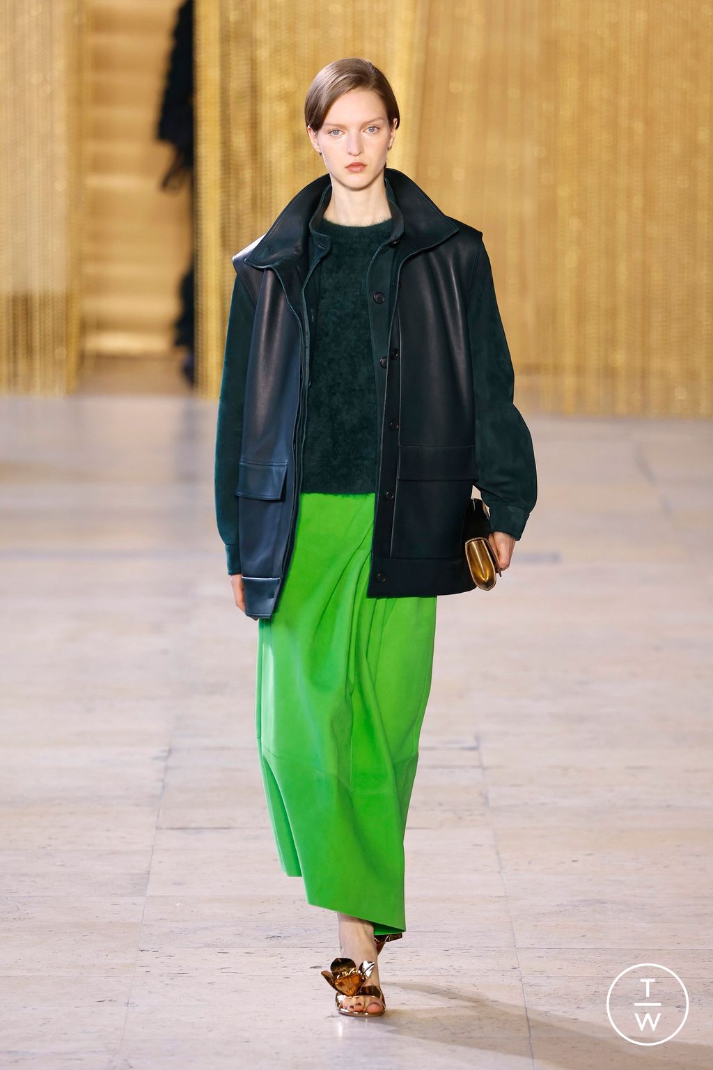 Fashion Week Paris Fall/Winter 2026 look 34 from the Akris collection womenswear