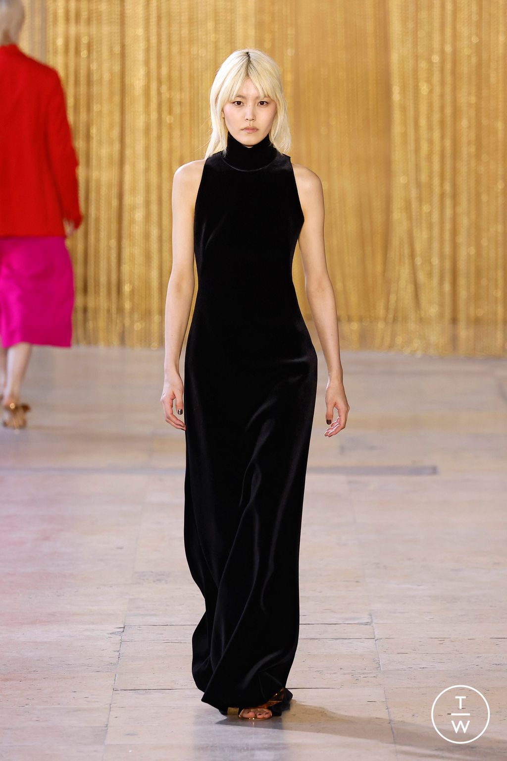 Fashion Week Paris Fall/Winter 2026 look 44 from the Akris collection womenswear