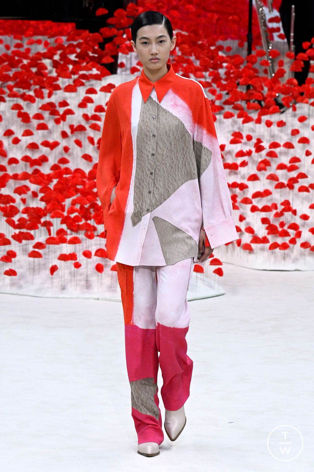 Fashion Week Paris Spring/Summer 2024 look 4 from the Akris collection womenswear