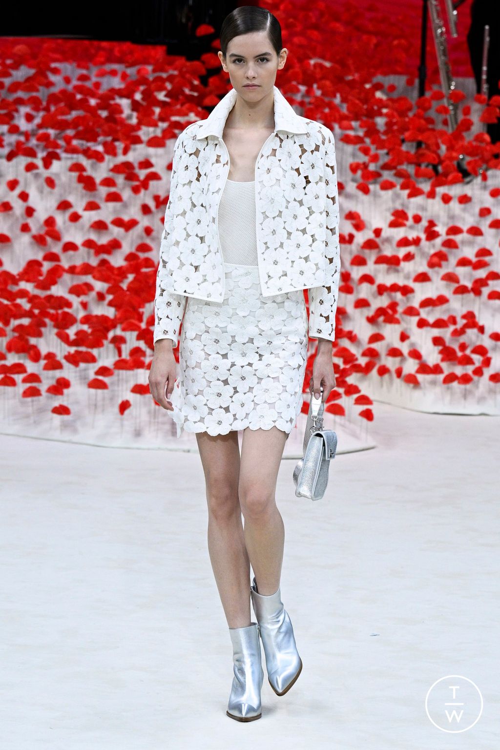 Fashion Week Paris Spring/Summer 2024 look 9 from the Akris collection 女装