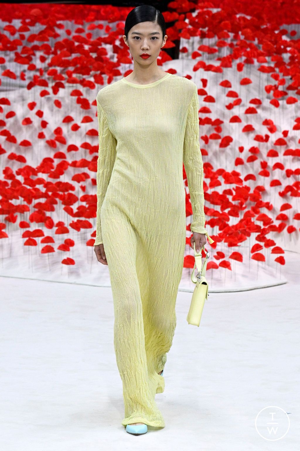 Fashion Week Paris Spring/Summer 2024 look 19 from the Akris collection womenswear