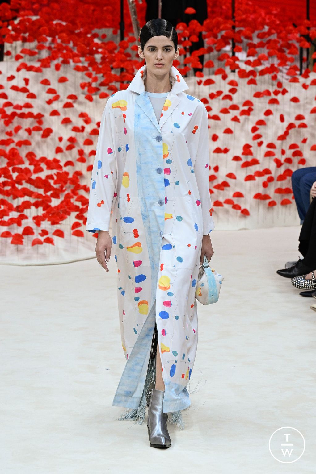 Fashion Week Paris Spring/Summer 2024 look 21 from the Akris collection womenswear