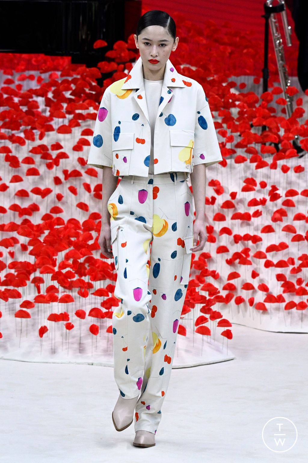 Fashion Week Paris Spring/Summer 2024 look 23 from the Akris collection womenswear