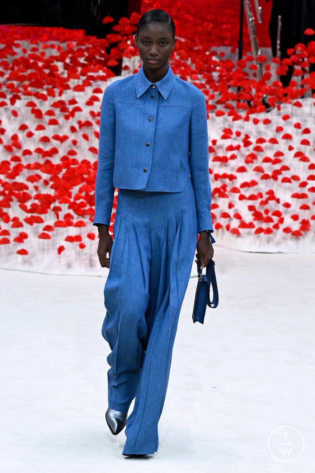 Fashion Week Paris Spring/Summer 2024 look 25 de la collection Akris womenswear