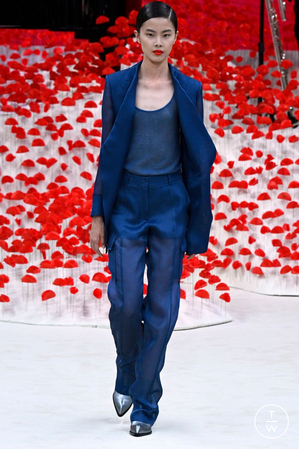 Fashion Week Paris Spring/Summer 2024 look 29 from the Akris collection womenswear
