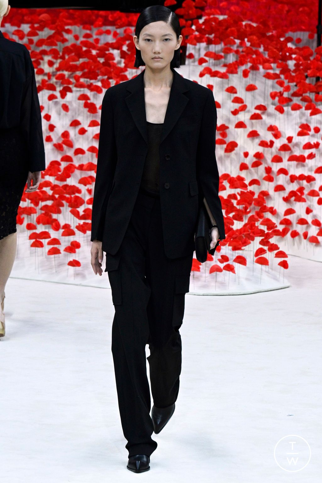 Fashion Week Paris Spring/Summer 2024 look 35 from the Akris collection 女装