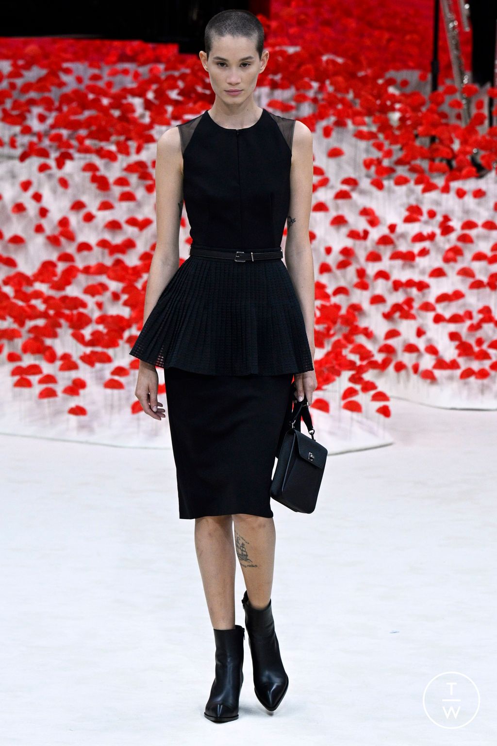 Fashion Week Paris Spring/Summer 2024 look 37 from the Akris collection womenswear
