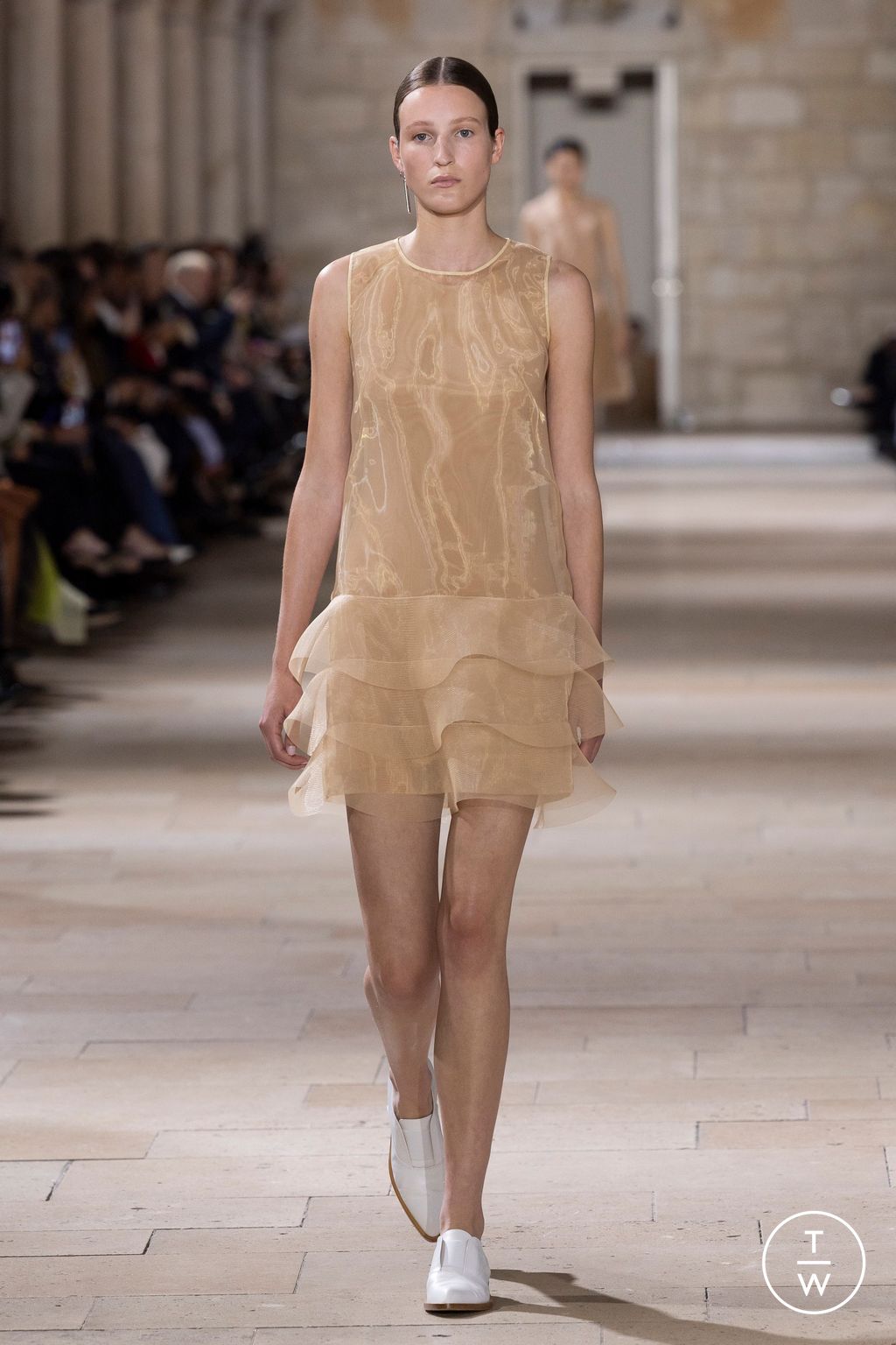 Fashion Week Paris Spring/Summer 2025 look 43 from the Akris collection womenswear
