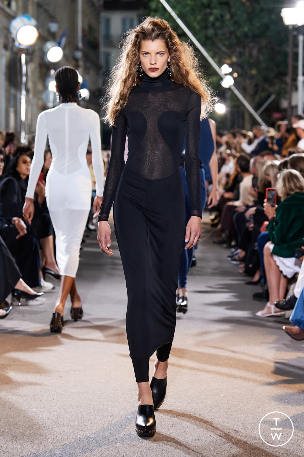 Fashion Week Paris Spring/Summer 2022 look 19 de la collection Alaïa womenswear