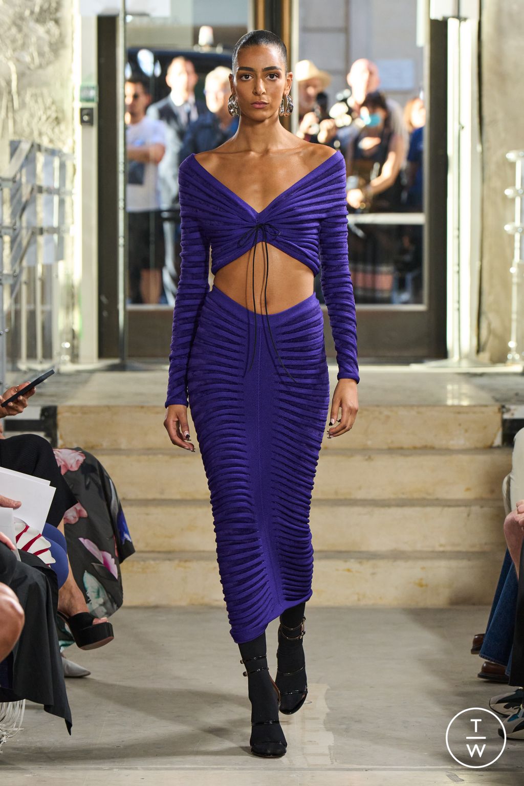 Fashion Week Paris Spring/Summer 2023 look 32 de la collection Alaïa womenswear