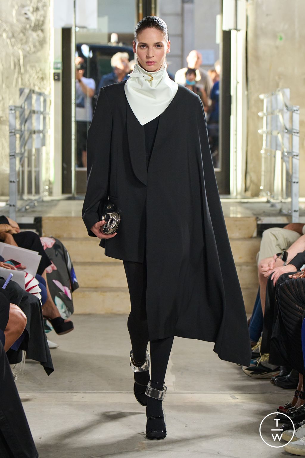 Fashion Week Paris Spring/Summer 2023 look 45 from the Alaïa collection womenswear