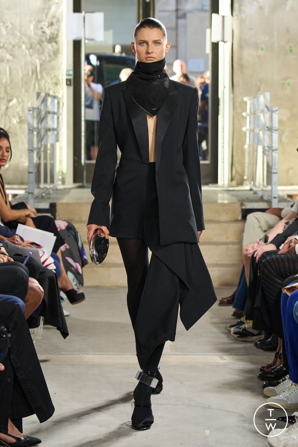 Fashion Week Paris Spring/Summer 2023 look 46 from the Alaïa collection womenswear