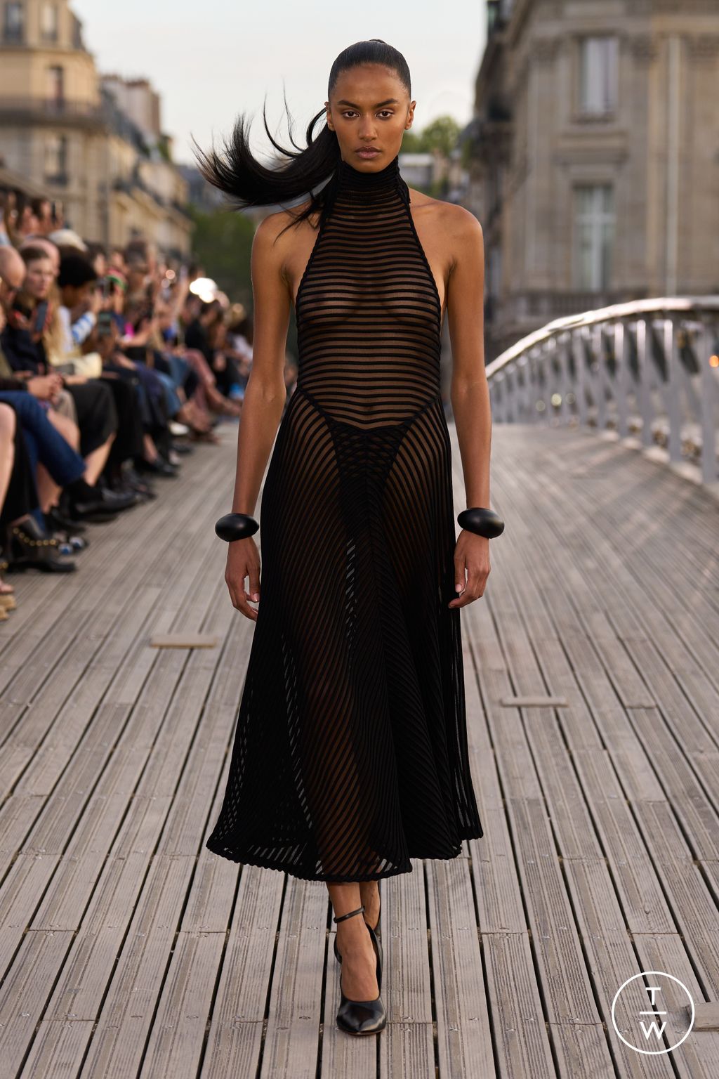 Fashion Week Paris Spring/Summer 2024 look 31 from the Alaïa collection womenswear