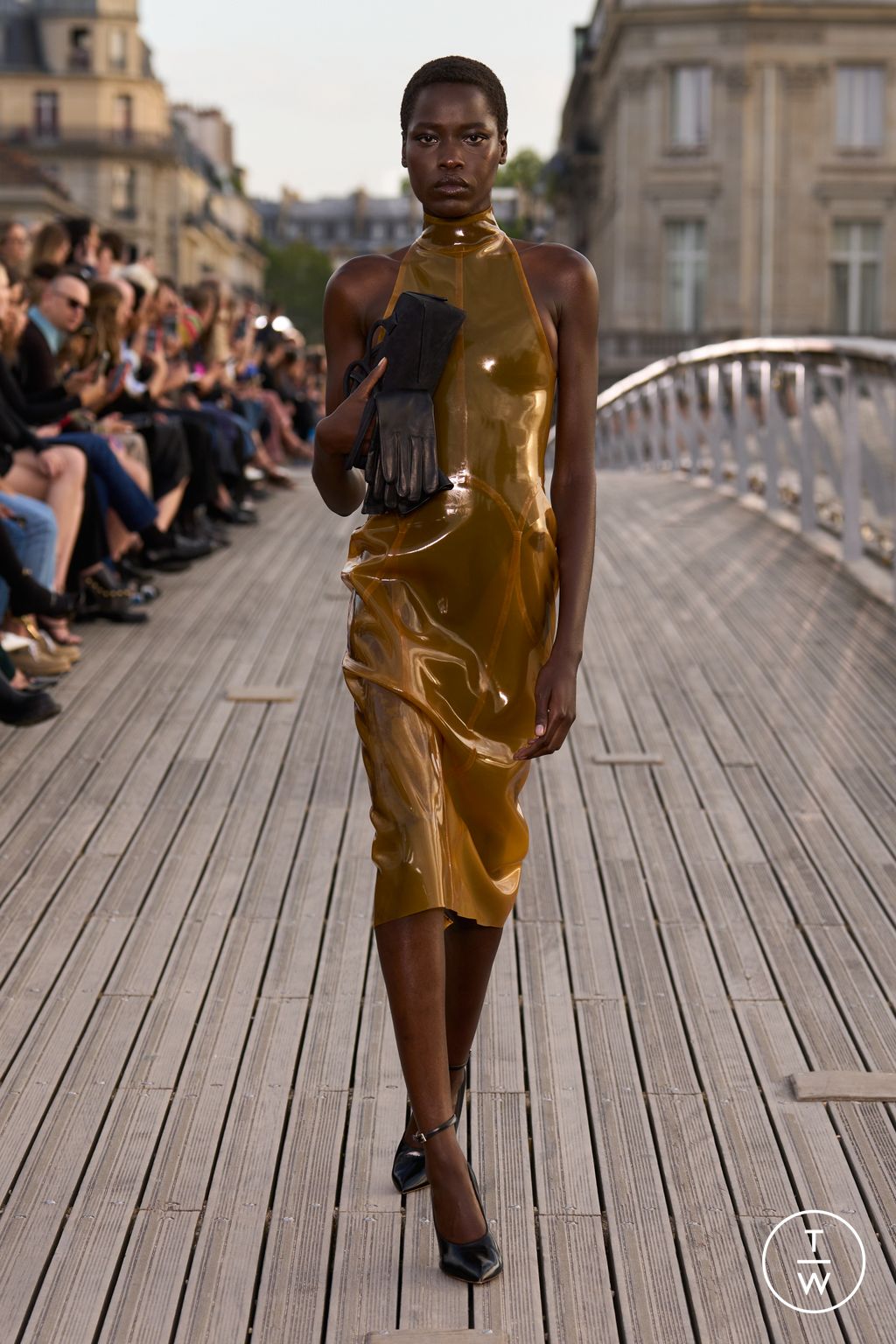 Fashion Week Paris Spring/Summer 2024 look 41 from the Alaïa collection womenswear