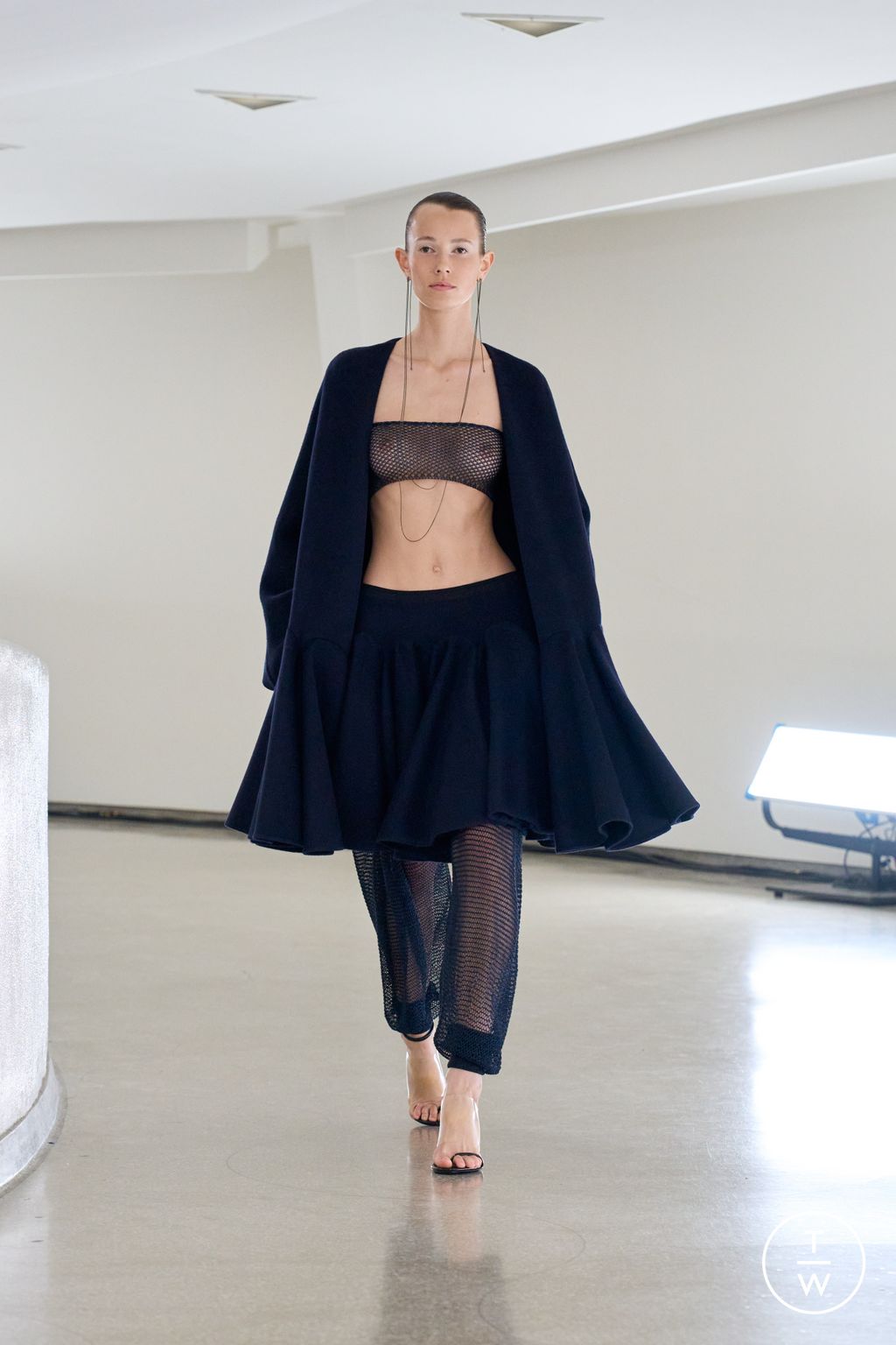 Fashion Week New York Spring-Summer 2025 look 26 from the Alaïa collection womenswear