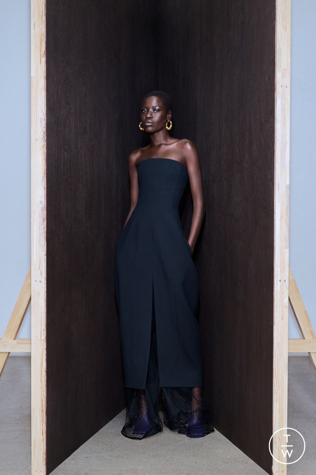 Fashion Week Paris Resort 2026 look 14 from the Alaïa collection womenswear