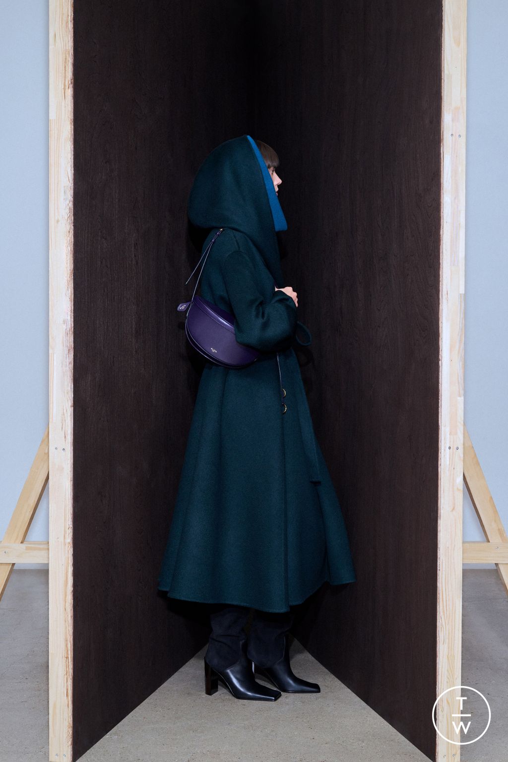 Fashion Week Paris Resort 2026 look 18 from the Alaïa collection 女装