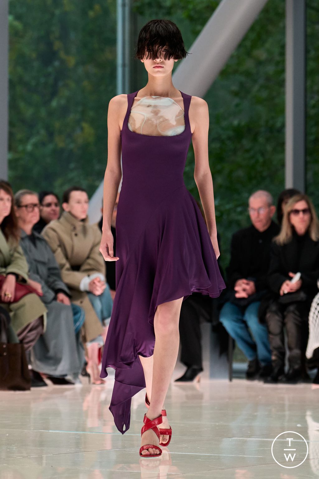 Fashion Week Paris Spring/Summer 2026 look 7 from the Alaïa collection womenswear