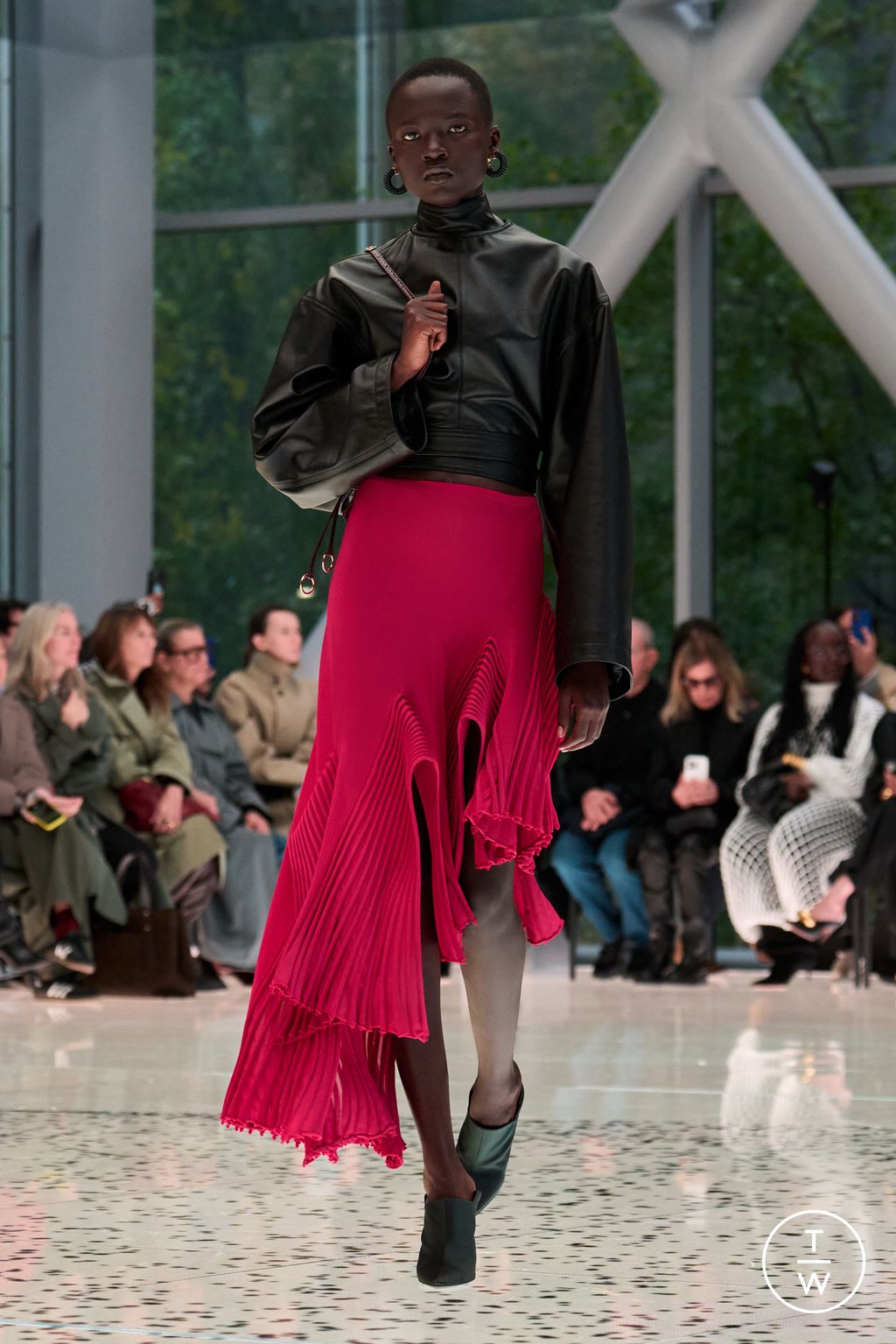 Fashion Week Paris Spring/Summer 2026 look 13 from the Alaïa collection womenswear