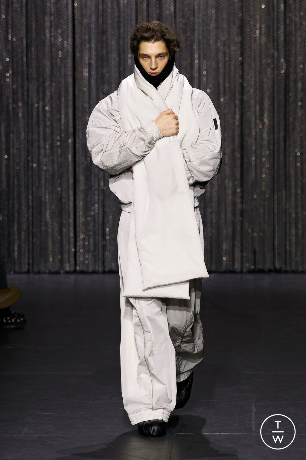 Fashion Week Paris Fall/Winter 2025 look 8 from the Alainpaul collection womenswear