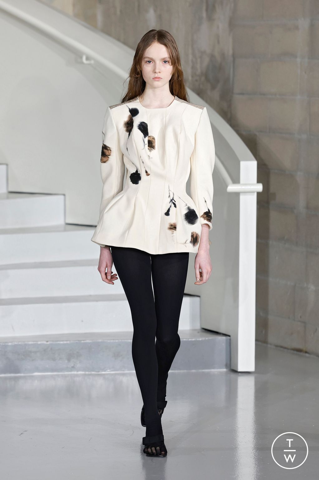 Fashion Week Paris Fall/Winter 2026 look 21 from the Alainpaul collection womenswear