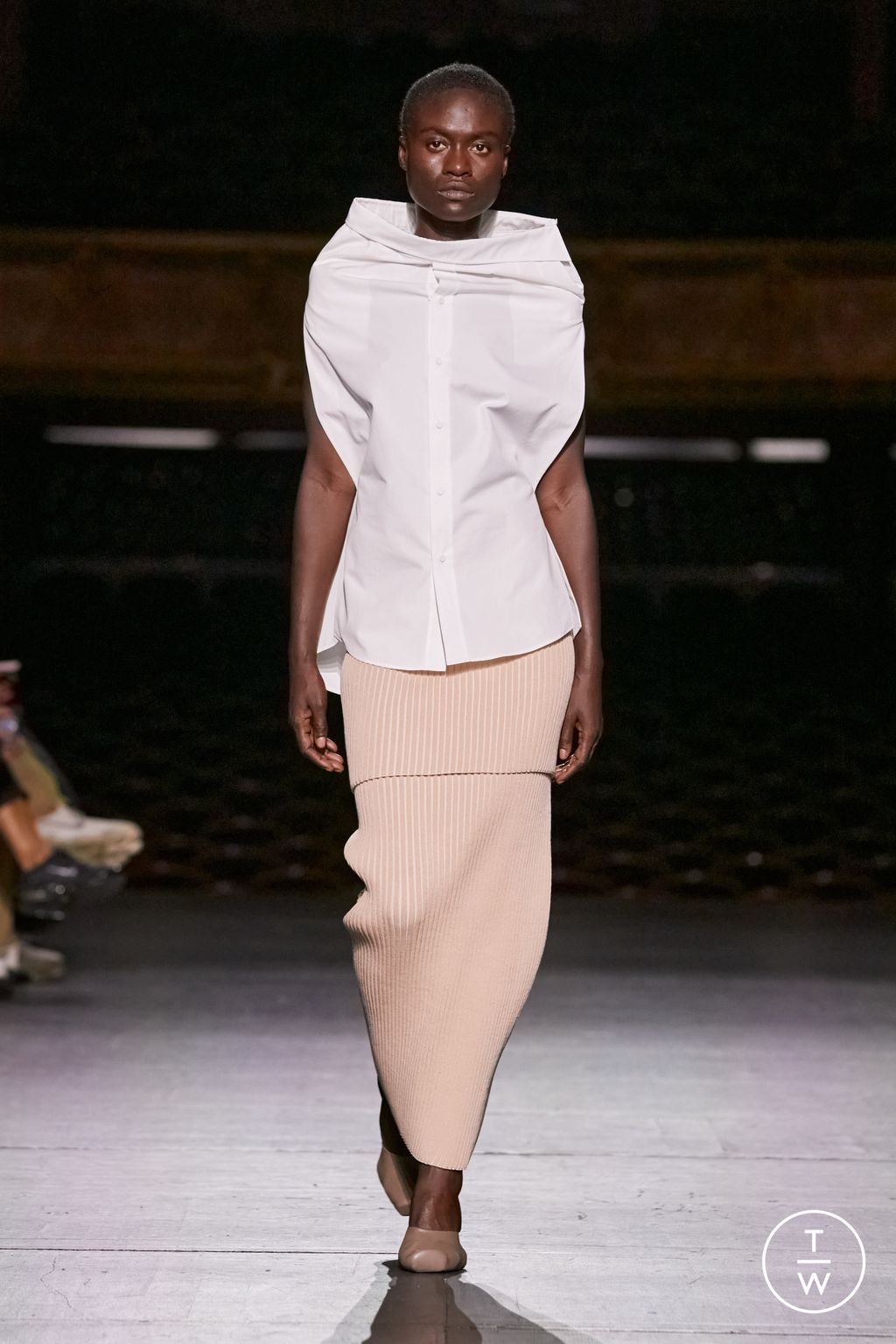 Fashion Week Paris Spring/Summer 2024 look 12 de la collection Alainpaul womenswear
