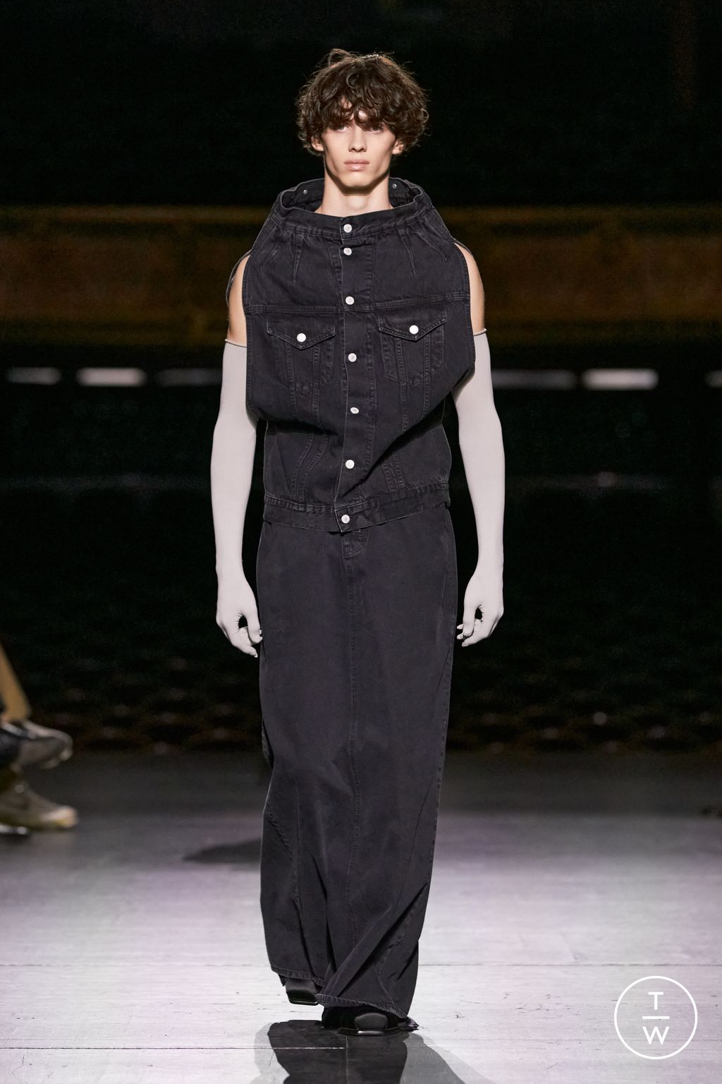 Fashion Week Paris Spring/Summer 2024 look 36 from the Alainpaul collection womenswear