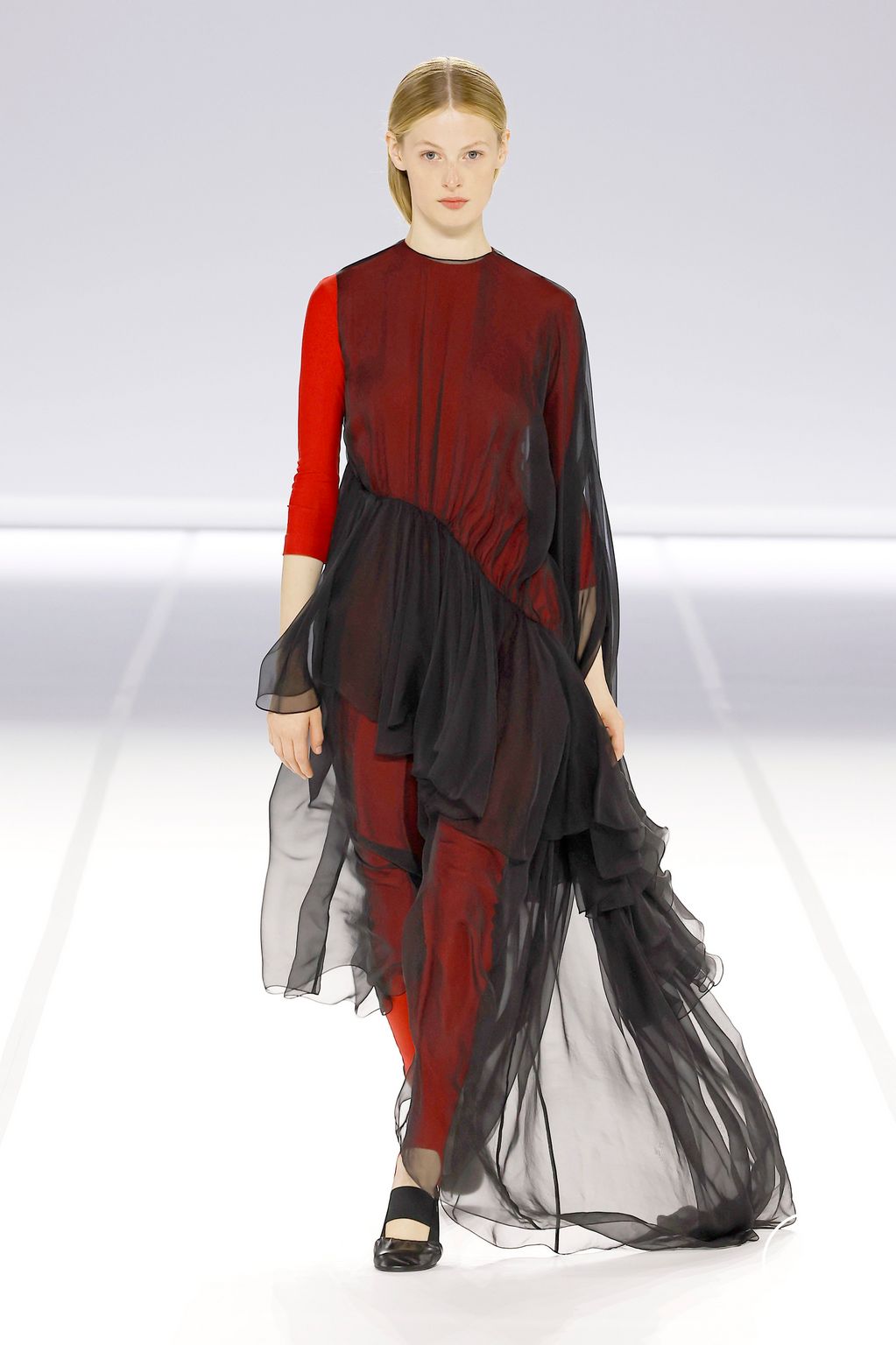 Fashion Week Paris Spring-Summer 2025 look 7 from the Alainpaul collection womenswear