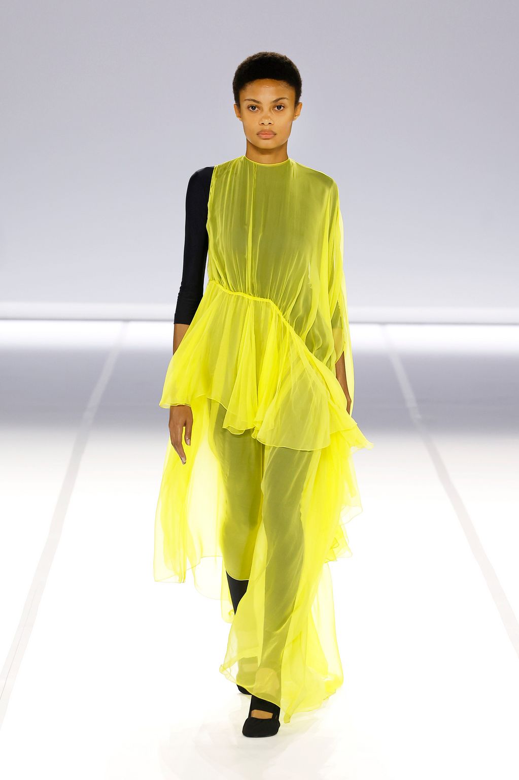 Fashion Week Paris Spring-Summer 2025 look 11 from the Alainpaul collection womenswear