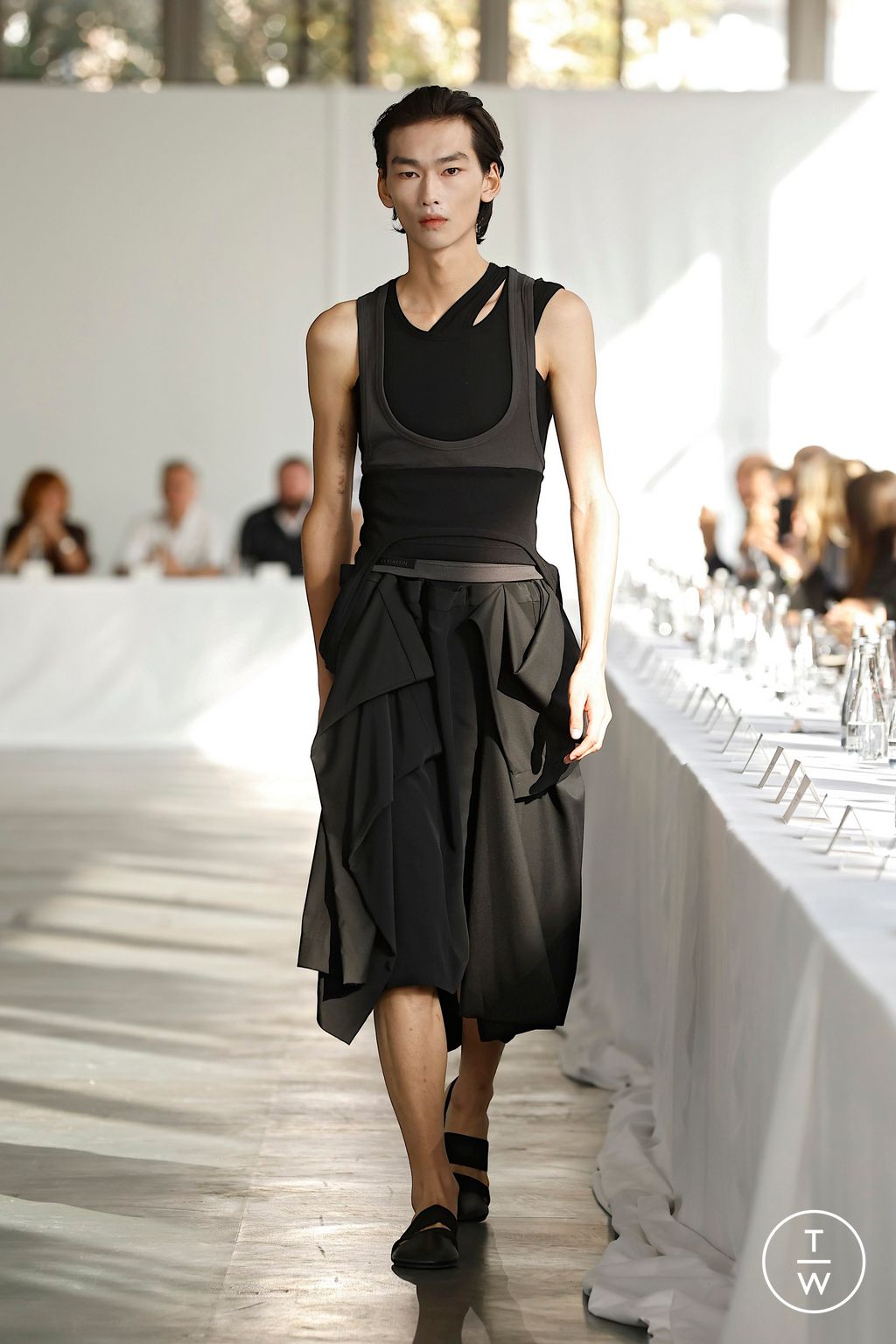 Fashion Week Paris Spring/Summer 2026 look 5 from the Alainpaul collection womenswear