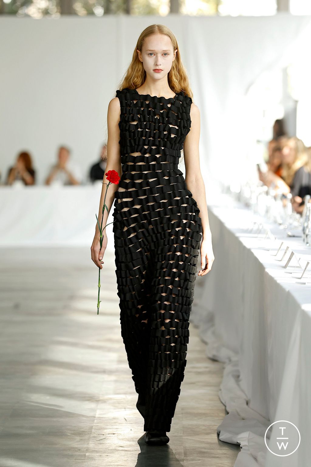 Fashion Week Paris Spring/Summer 2026 look 33 from the Alainpaul collection womenswear