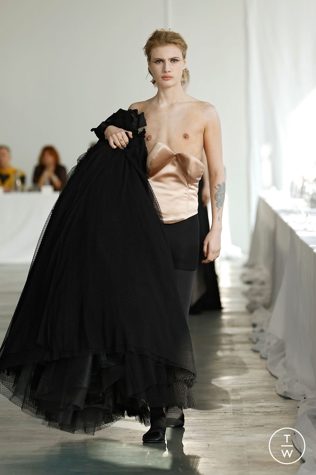 Fashion Week Paris Spring/Summer 2026 look 42 de la collection Alainpaul womenswear