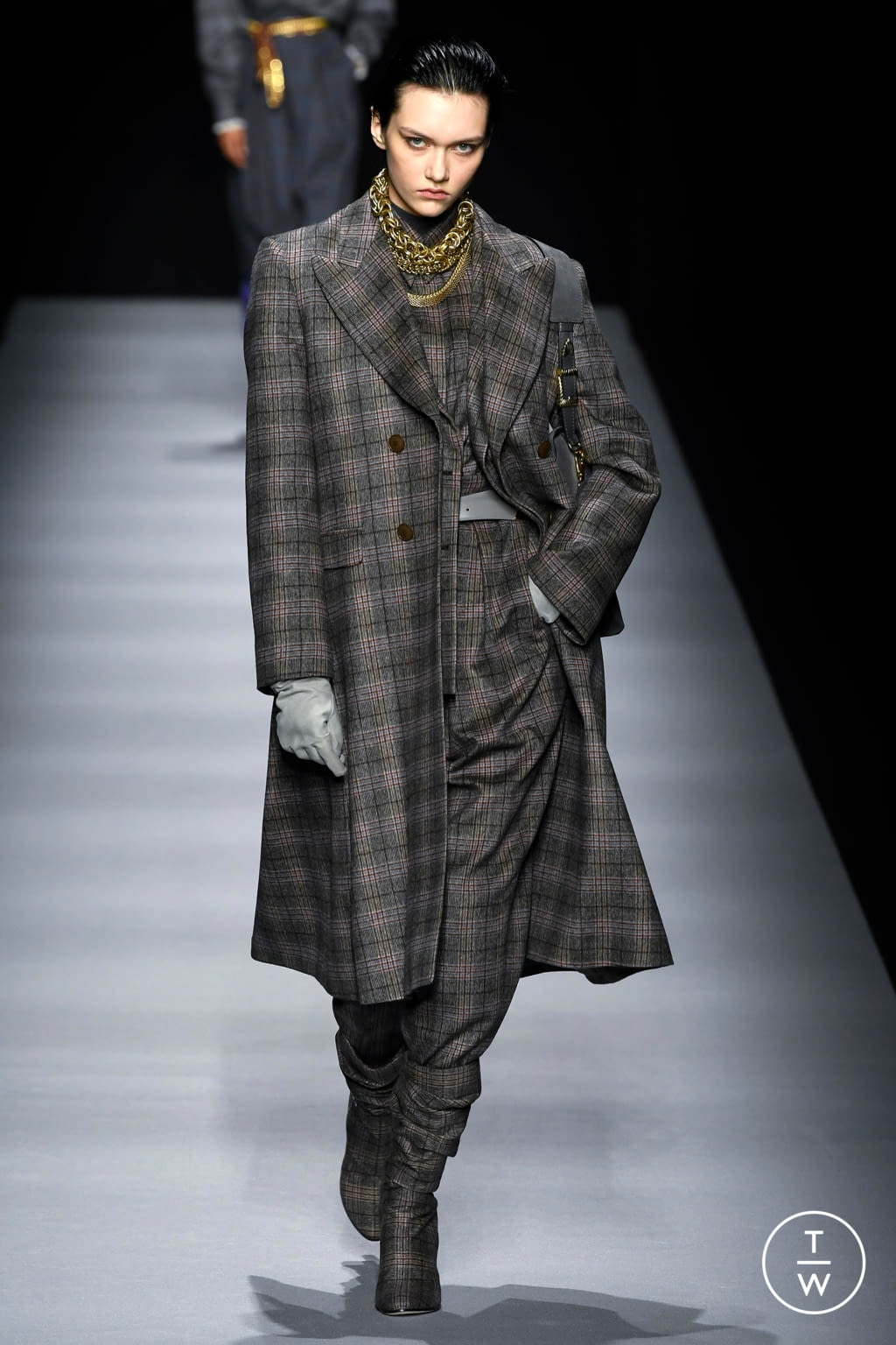 Fashion Week Milan Fall/Winter 2020 look 15 from the Alberta Ferretti collection womenswear