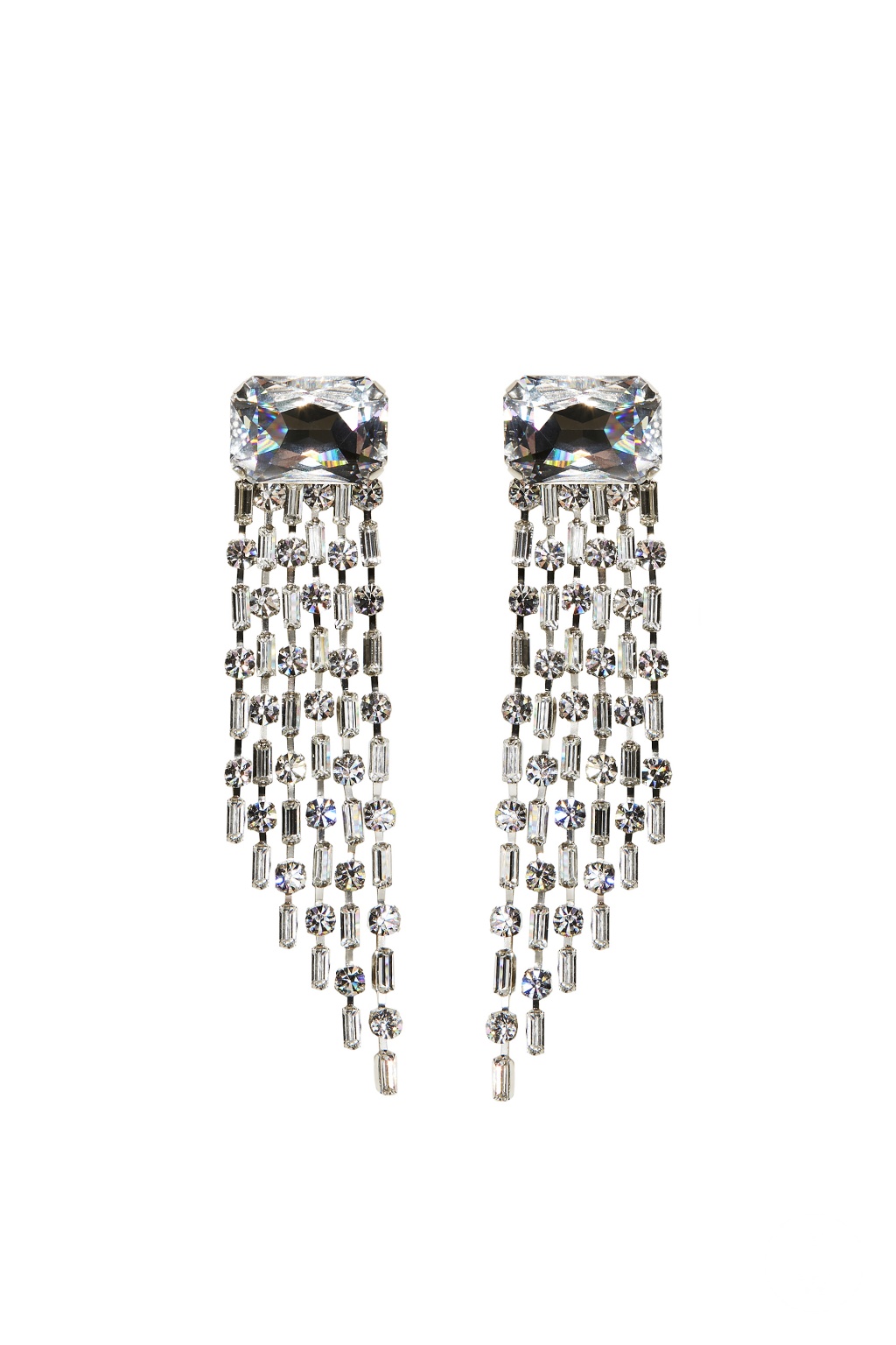 Fashion Week Milan Fall/Winter 2018 look 28 from the Alberta Ferretti collection womenswear accessories