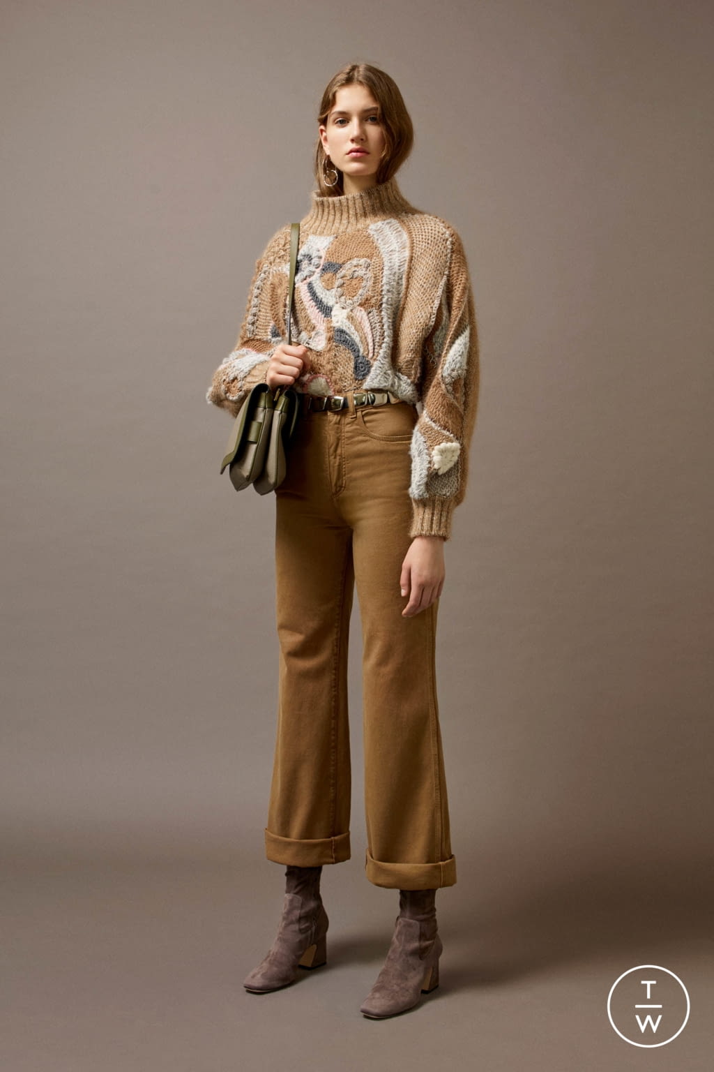 Fashion Week Milan Pre-Fall 2019 look 16 from the Alberta Ferretti collection 女装