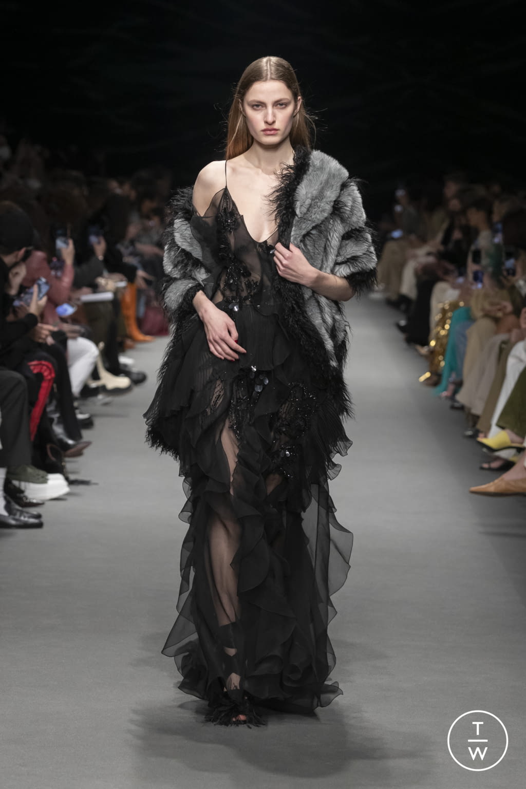 Fashion Week Milan Fall/Winter 2022 look 38 from the Alberta Ferretti collection womenswear