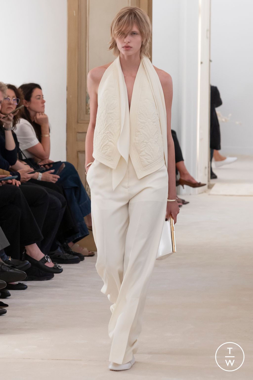 Fashion Week Milan Spring/Summer 2026 look 1 from the Alberta Ferretti collection womenswear
