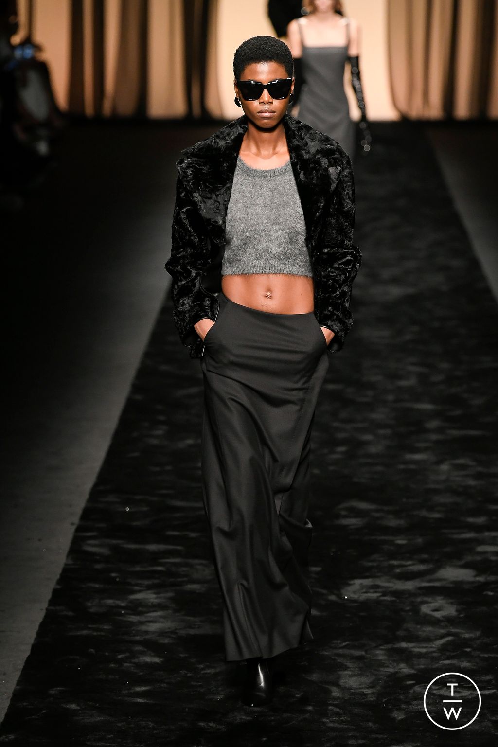 Fashion Week Milan Fall/Winter 2023 look 4 from the Alberta Ferretti collection womenswear