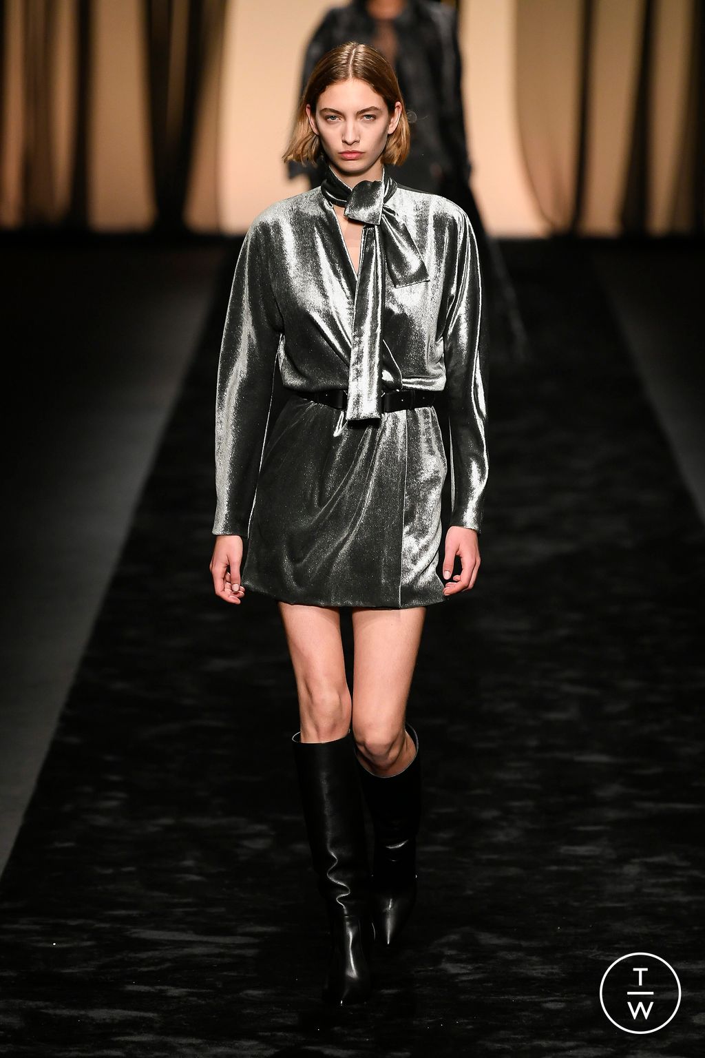 Fashion Week Milan Fall/Winter 2023 look 12 from the Alberta Ferretti collection womenswear