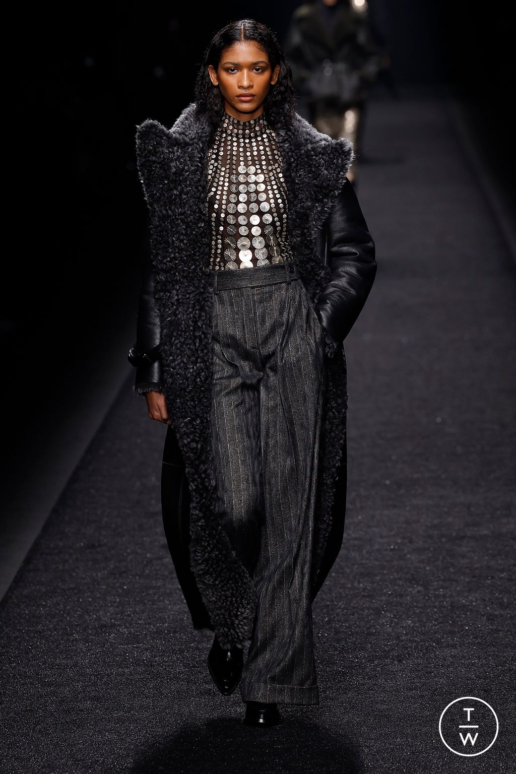 Fashion Week Milan Fall/Winter 2024 look 11 de la collection Alberta Ferretti womenswear