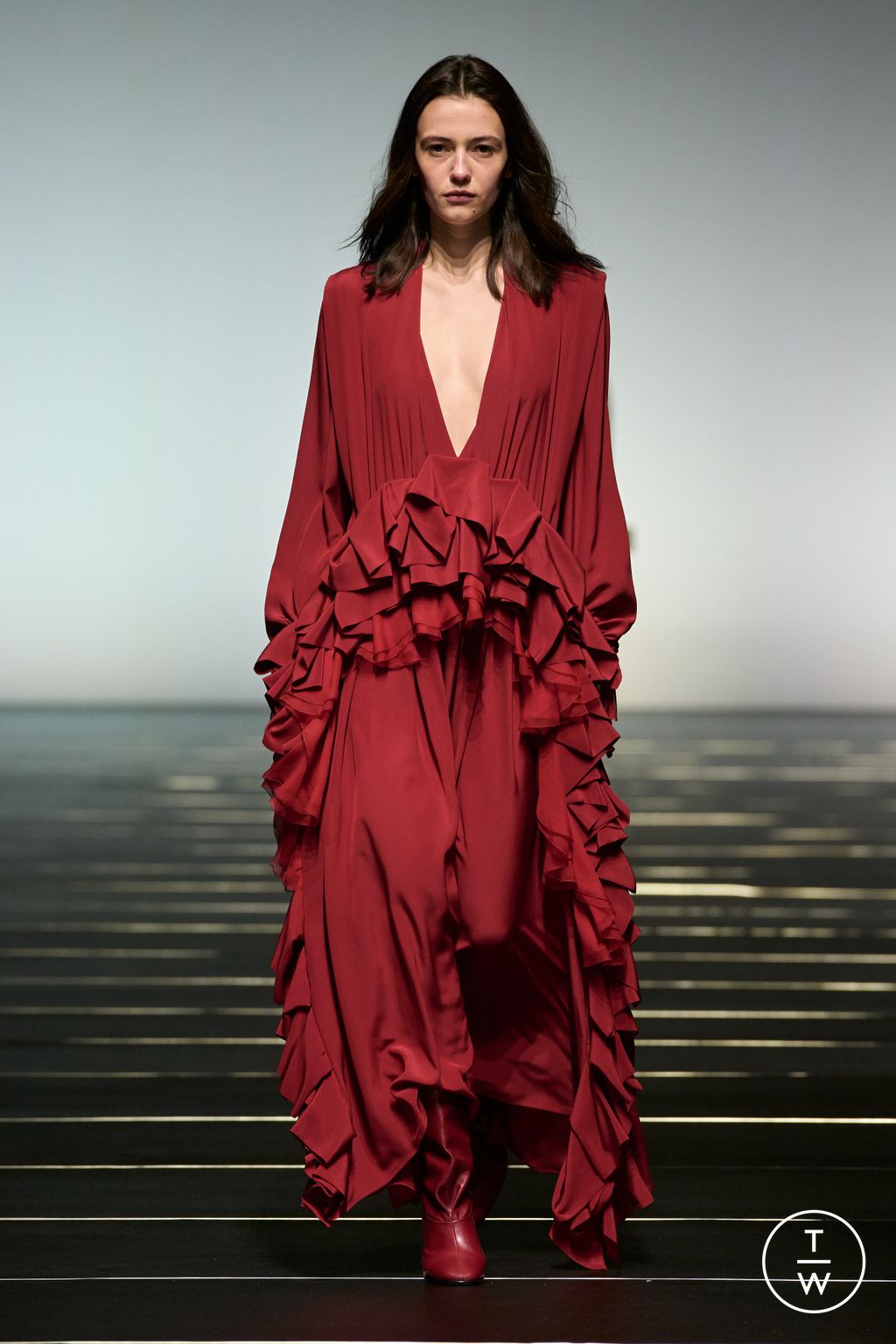 Fashion Week Milan Fall/Winter 2026 look 4 from the Alberta Ferretti collection womenswear