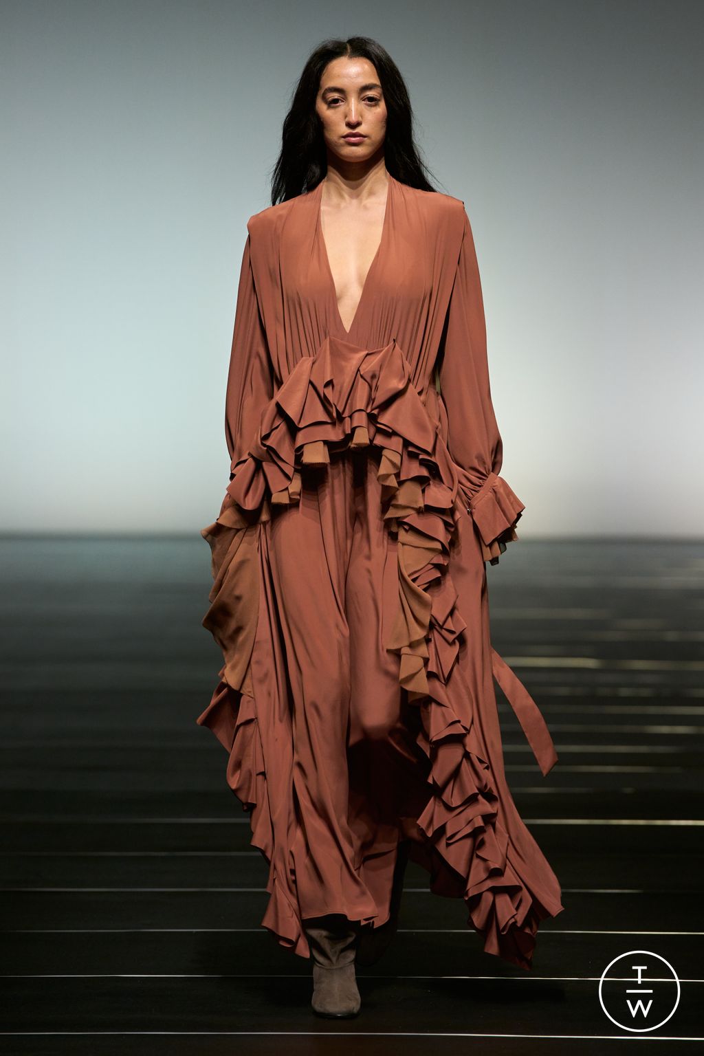 Fashion Week Milan Fall/Winter 2026 look 6 from the Alberta Ferretti collection womenswear