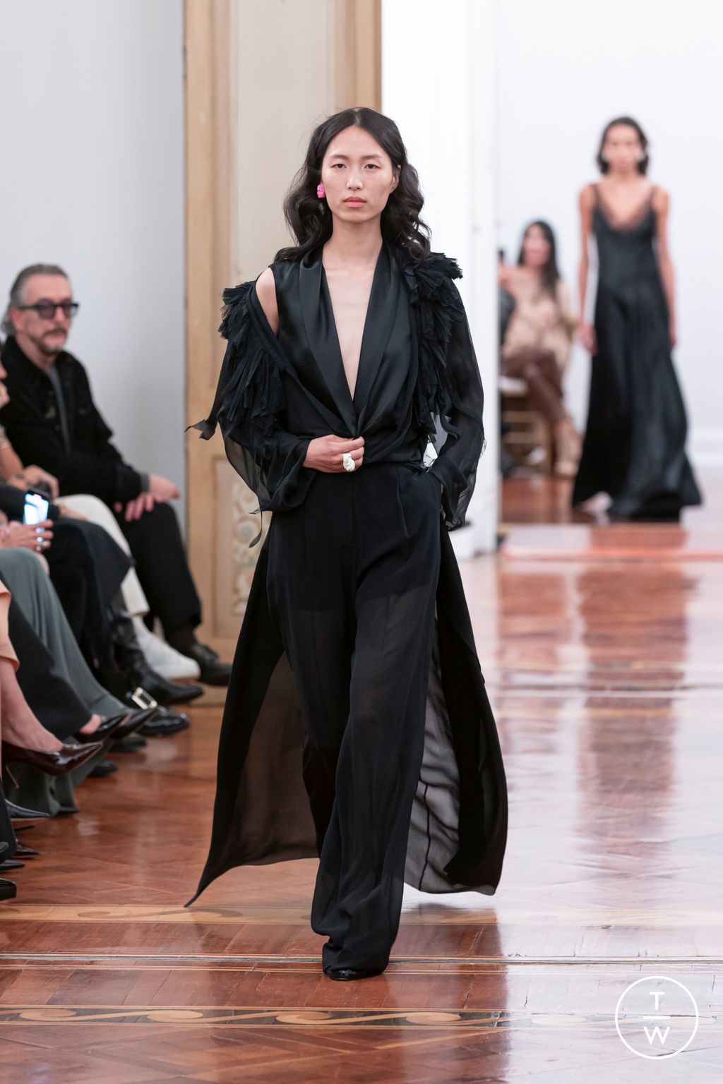 Fashion Week Milan Fall/Winter 2025 look 7 from the Alberta Ferretti collection womenswear